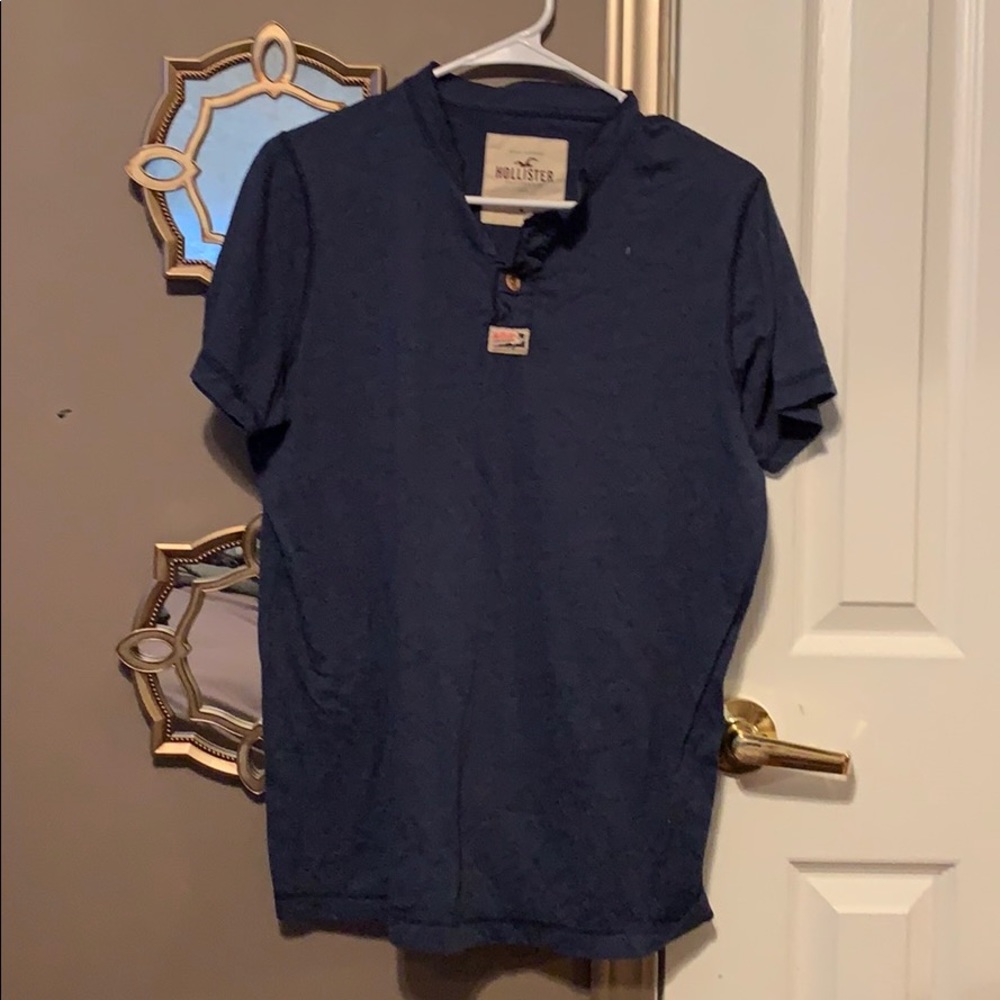 Hollister shirt